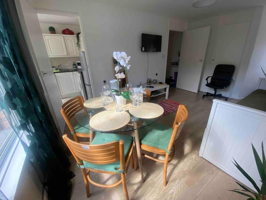 Apt 2/4People Archway/Holloway Londres Exterior foto